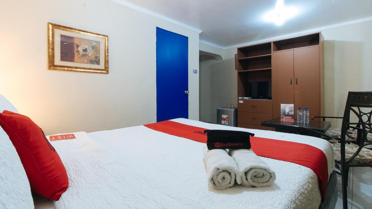 Reddoorz Plus At Lagoon Resort Zambales Olongapo City Exteriör bild