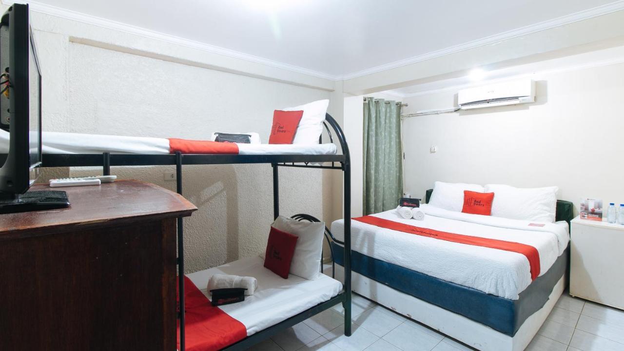 Reddoorz Plus At Lagoon Resort Zambales Olongapo City Exteriör bild