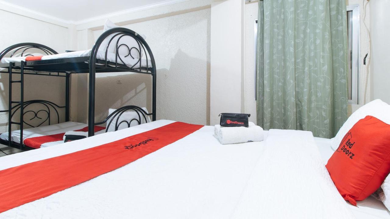 Reddoorz Plus At Lagoon Resort Zambales Olongapo City Exteriör bild